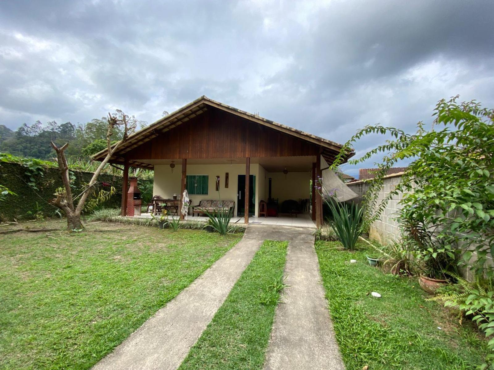 Lumiar Casa Solar Churrasqueira Com 3 Quartos Sendo Um Suite Arejada, Jardim A 700M Do Centro Exterior foto